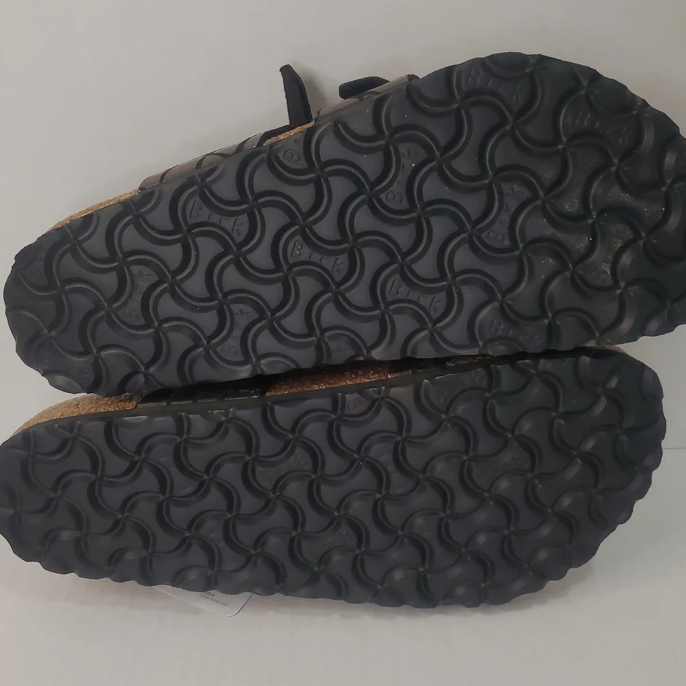 Birkenstock Metallic Sandals - Picture 7 of 10